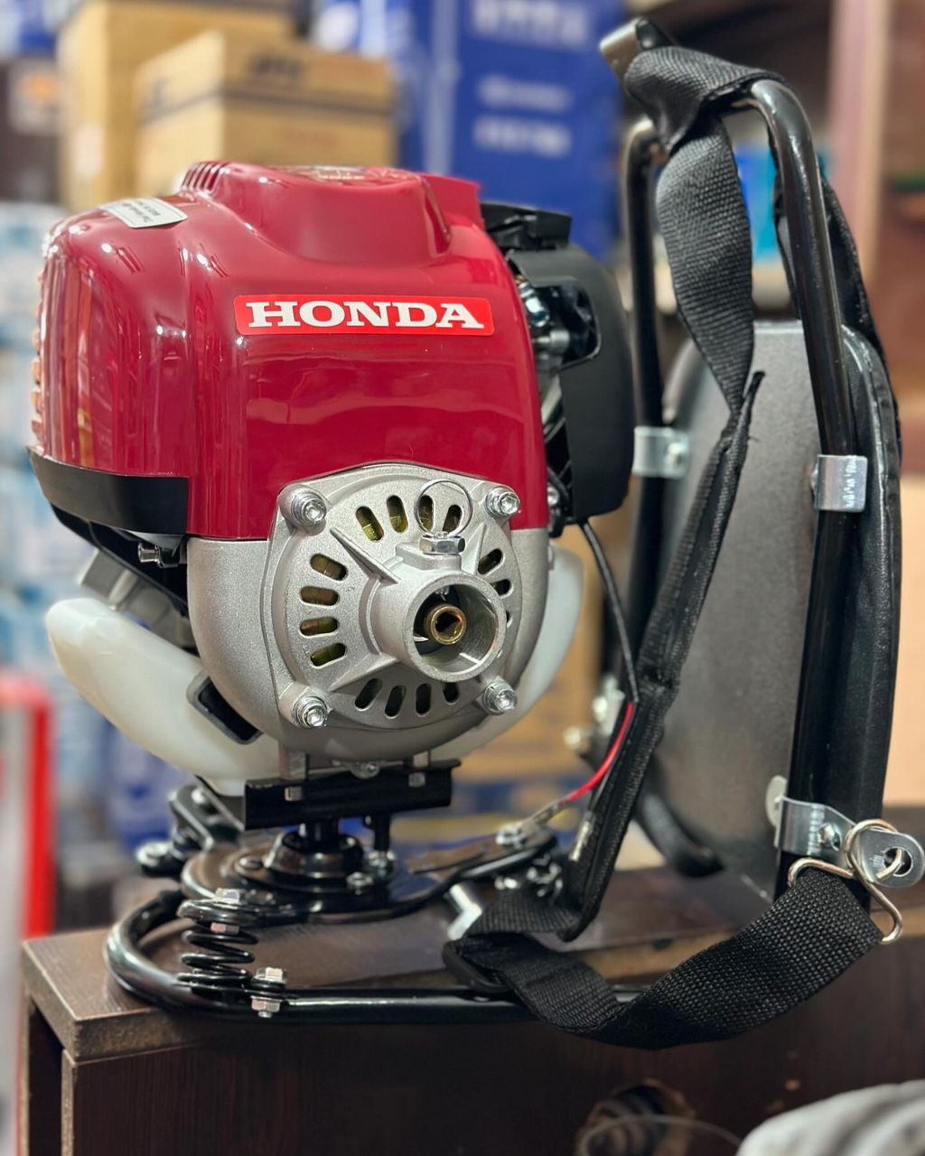 علف زن هوندا تایلند حک پلاک قیمت استثنایی به قیمت قدیم لطفا به عکس ها دقت کنین( موجودی تعداد محدود شارژ شد) کپی